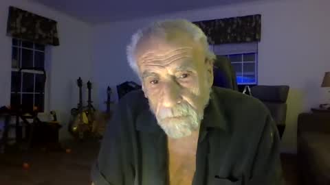 Snapshot of dogluc7 chatting on March 2025 11:56:02 PM dogluc7 online show from March 2025 11:56:02 PM