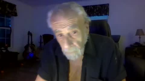 Snapshot of dogluc7 chatting on March 2025 11:22:01 PM dogluc7 online show from March 2025 11:22:01 PM