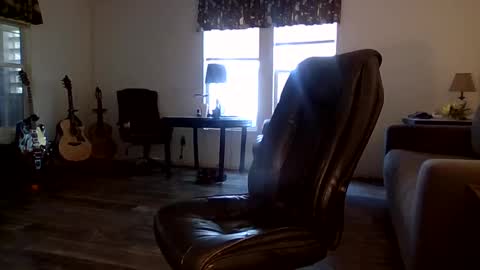 Snapshot of dogluc7 chatting on October 2025 08:17:01 PM dogluc7 online show from October 2025 08:17:01 PM