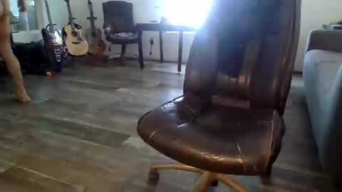 Snapshot of dogluc7 chatting on October 2025 05:10:02 PM dogluc7 online show from October 2025 05:10:02 PM