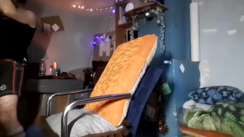 Snapshot of dogwithamohawk chatting on January 2025 12:49:01 PM dogwithamohawk online show from January 2025 12:49:01 PM