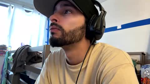 Snapshot of doingmek9 chatting on December 2025 09:00:01 PM doingmek9 online show from December 2025 09:00:01 PM