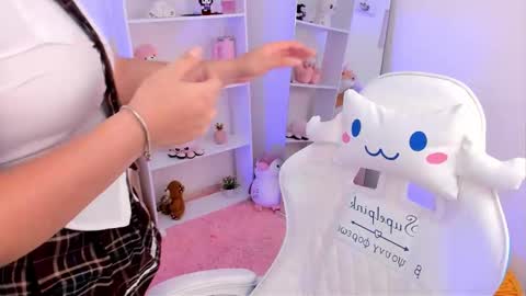 antonella online show from October 2025 12:24:01 AM