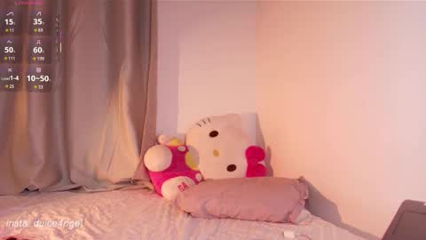 Snapshot of dolceangel__ chatting on November 2025 02:22:02 AM Blair online show from November 2025 02:22:02 AM