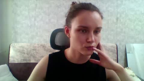 dolcezza_ online show from May 2026 10:54:01 AM