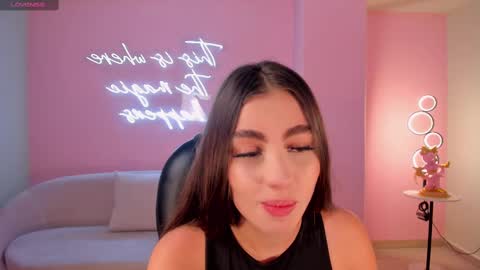 Dolcie  online show from February 2025 12:13:02 PM