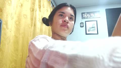 Snapshot of doll_and_thebrown chatting on October 2025 01:15:02 AM doll_and_thebrown online show from October 2025 01:15:02 AM