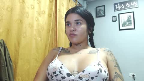 Snapshot of doll_and_thebrown chatting on October 2025 11:24:02 PM doll_and_thebrown online show from October 2025 11:24:02 PM