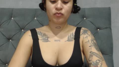 Snapshot of doll_and_thebrown chatting on October 2025 05:17:02 AM doll_and_thebrown online show from October 2025 05:17:02 AM