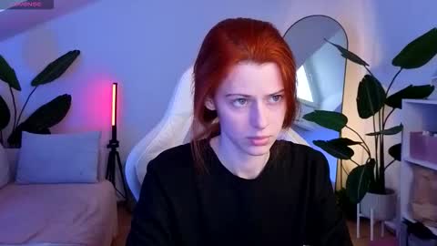 Snapshot of doll_lesli chatting on November 2025 06:36:02 AM Your doll Lesli online show from November 2025 06:36:02 AM