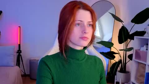 Snapshot of doll_lesli chatting on November 2025 10:18:01 AM Your doll Lesli online show from November 2025 10:18:01 AM