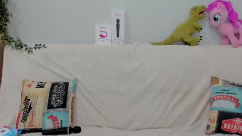 dolliemina online show from December 2025 02:17:02 AM