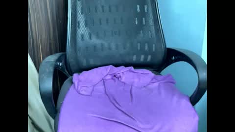 dollmeenu online show from February 2026 09:19:01 PM