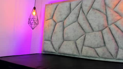   online show from November 2025 12:28:02 PM