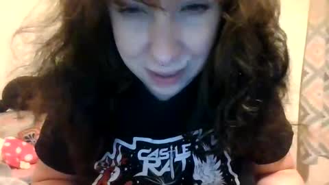 Snapshot of dollydagger932 chatting on February 2026 05:03:02 AM dollydagger932 online show from February 2026 05:03:02 AM
