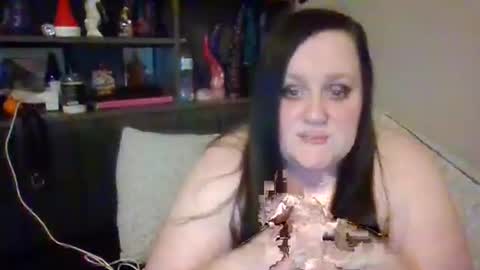 dollydarkside online show from February 2026 12:33:02 AM