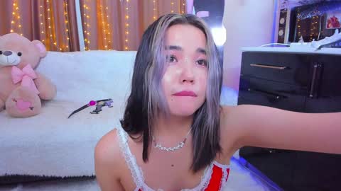 Snapshot of dollyiaa chatting on December 2024 02:42:01 PM Dollya online show from December 2024 02:42:01 PM