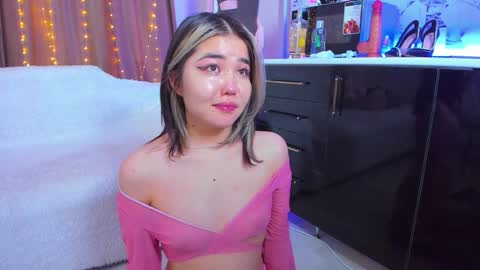 Snapshot of dollyiaa chatting on February 2025 12:13:02 PM Dollya online show from February 2025 12:13:02 PM