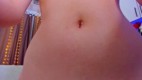 Snapshot of dollyiaa chatting on February 2025 12:17:02 PM Dollya online show from February 2025 12:17:02 PM