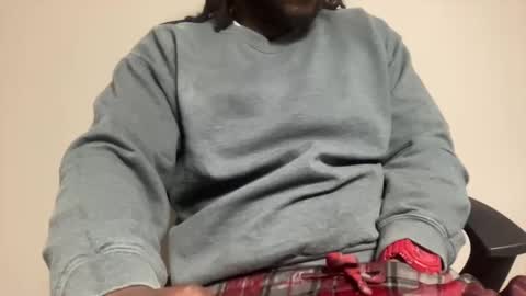 Snapshot of dolo1645 chatting on January 2025 11:33:01 PM Dolo online show from January 2025 11:33:01 PM