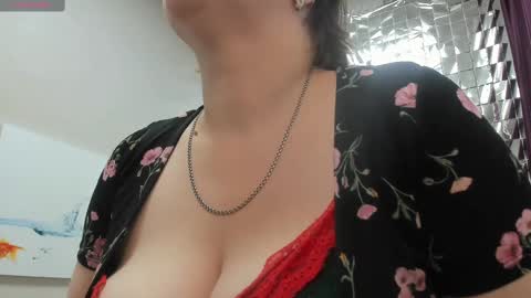 Snapshot of doloressea chatting on February 2025 05:15:02 AM DoloresSea online show from February 2025 05:15:02 AM