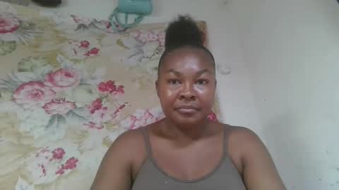 doloresslu online show from April 2026 12:19:02 PM