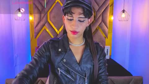 dom_veneno online show from November 2025 07:13:01 PM