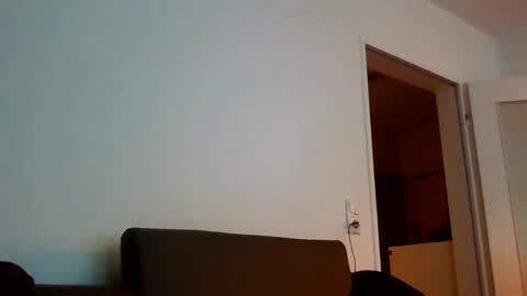 Snapshot of dombio_12 chatting on February 2025 06:57:02 PM dombio_12 online show from February 2025 06:57:02 PM