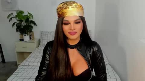 ANGELA online show from January 2025 04:32:01 AM