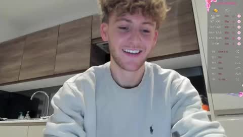 Alex...  online show from November 2025 05:51:02 AM