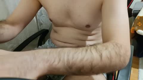 Snapshot of dominantboy77 chatting on January 2025 10:44:02 PM dominantboy77 online show from January 2025 10:44:02 PM