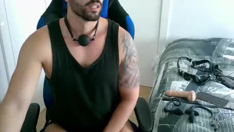 DominatedTitan online show from September 2025 10:38:02 AM