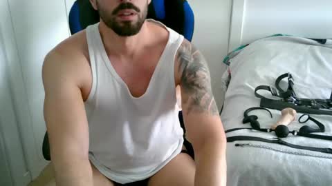 DominatedTitan online show from June 2026 09:00:02 AM