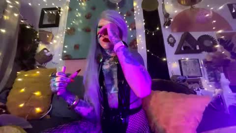 Snapshot of dominatrixmars chatting on January 2025 02:46:02 AM Dominatrix Esther Mars online show from January 2025 02:46:02 AM