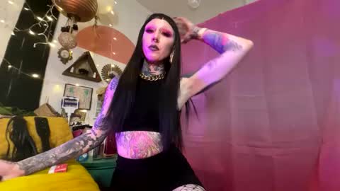 Snapshot of dominatrixmars chatting on February 2025 03:11:01 AM Dominatrix Esther Mars online show from February 2025 03:11:01 AM