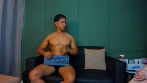 Snapshot of dominc_berry chatting on July 2026 12:29:01 PM Dominc berry online show from July 2026 12:29:01 PM