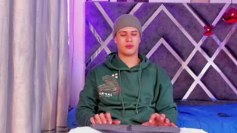 DOMI online show from April 2026 03:26:01 AM