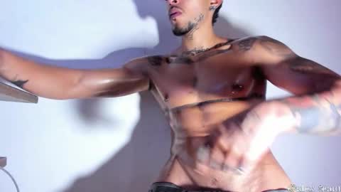 DOMI online show from November 2025 04:33:01 PM