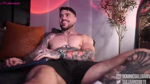 Snapshot of dominic_sullivan1 chatting on October 2025 05:18:02 AM Dominic Sullivan online show from October 2025 05:18:02 AM