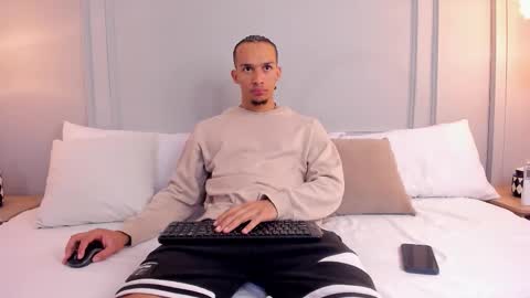 Snapshot of dominick_star chatting on November 2025 04:23:01 AM Dominick Star online show from November 2025 04:23:01 AM