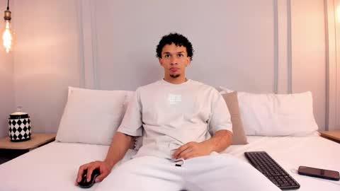 Snapshot of dominick_star chatting on December 2025 03:44:02 AM Dominick Star online show from December 2025 03:44:02 AM