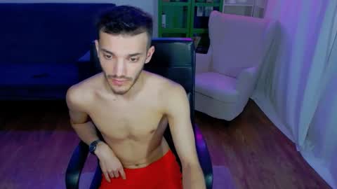 dominicvalente online show from October 2025 04:46:01 PM