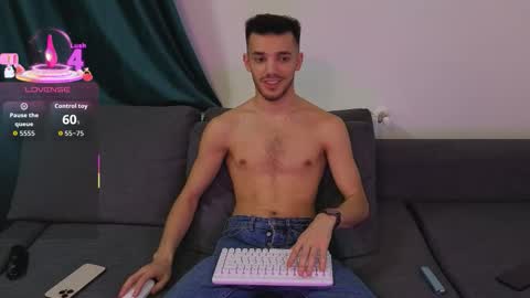 dominicvalente online show from December 2025 05:52:01 PM