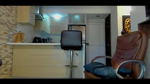 Only fans Ronnie col---InstaRonniecolleman  online show from November 2025 10:30:02 PM