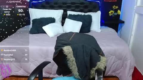  D O M I N K  online show from February 2025 09:34:02 AM