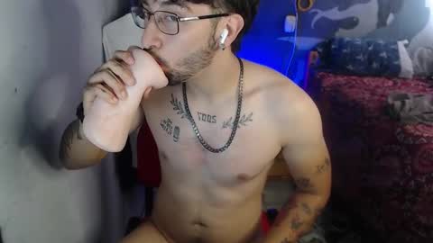 Snapshot of dominus_kane chatting on November 2025 03:00:01 PM dominus_kane online show from November 2025 03:00:01 PM