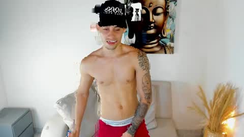 dominyck_ online show from April 2026 11:24:02 PM