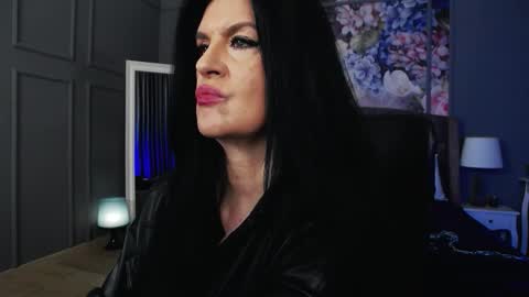 Dom Melisa online show from December 2025 11:56:01 PM