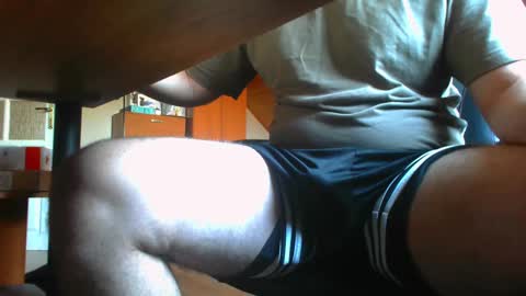 Snapshot of dondematteo chatting on February 2025 09:23:01 AM TheCleaner online show from February 2025 09:23:01 AM