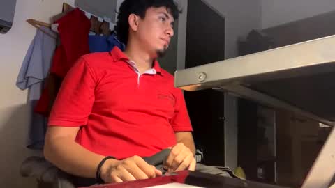 Snapshot of donkeyguy92 chatting on January 2025 06:03:02 AM DONK CHIMBO ---    ----  SEX ADDICT online show from January 2025 06:03:02 AM